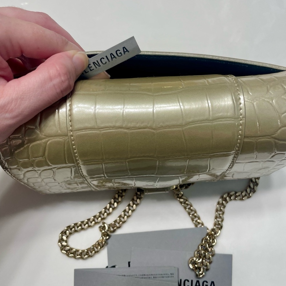 Balenciaga Gold Crush XS Chain Bag - Picture 15 of 15
